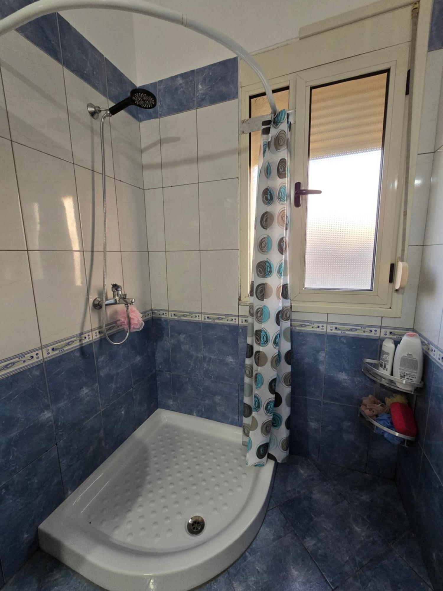 Modern , Quiet , Family Friendly & Fully Furnished Apartment Vlore Exterior photo